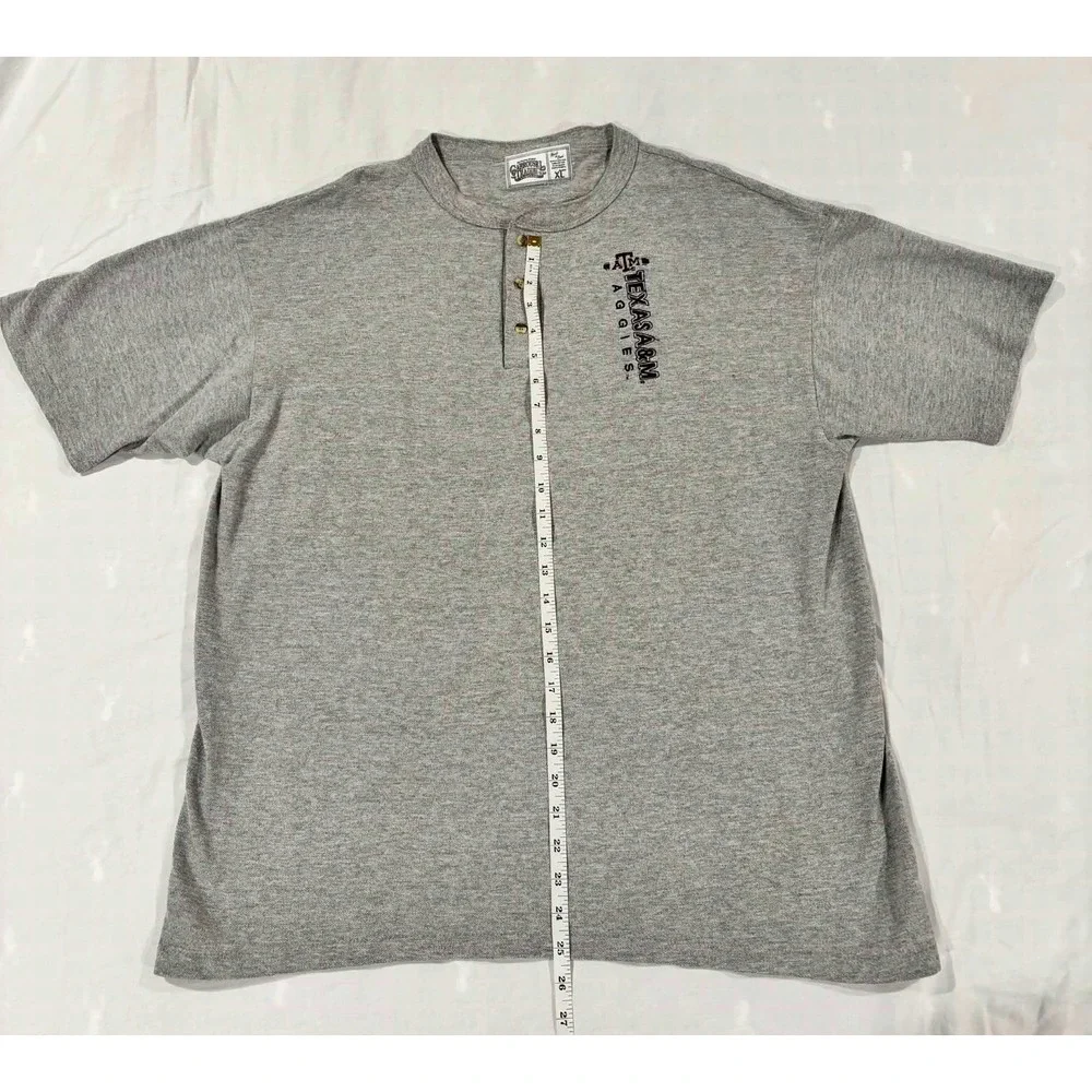 Texas A&M Aggies Henley Shirt Mens‎ XL Gray Carrousel Trading Co Short Sleeve